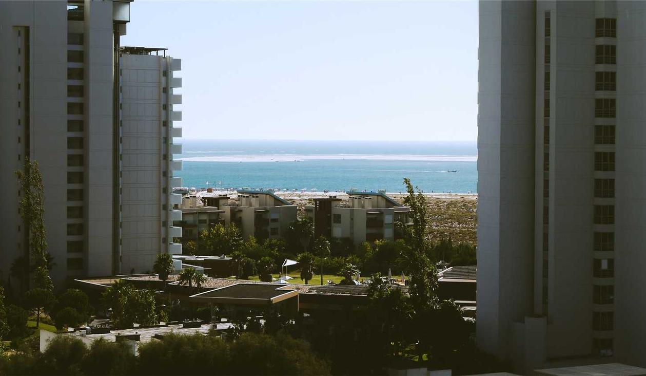 如何应对技术支持对多人游戏平衡性的影响 